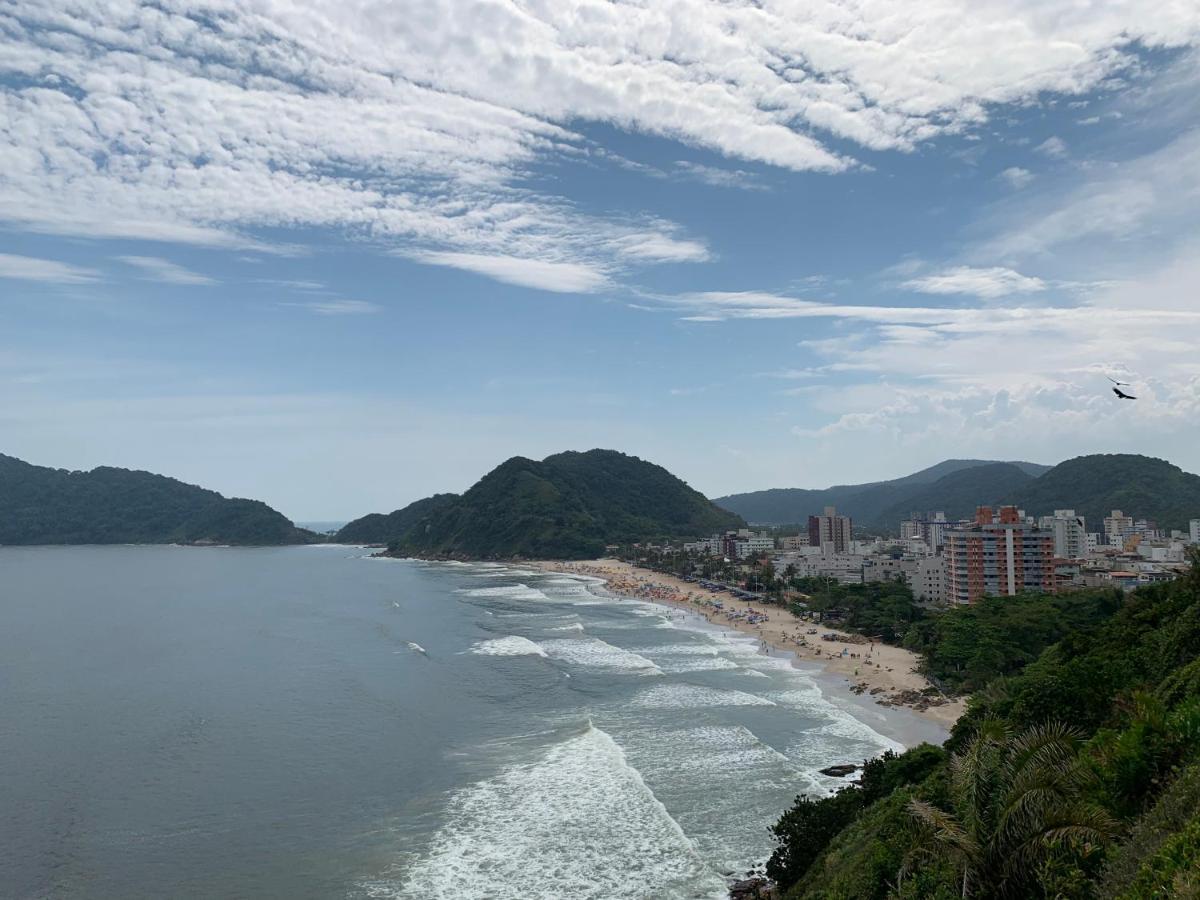 Lindo Apto Com Piscina A 150M Da Praia Do Tombo グァルジャー エクステリア 写真