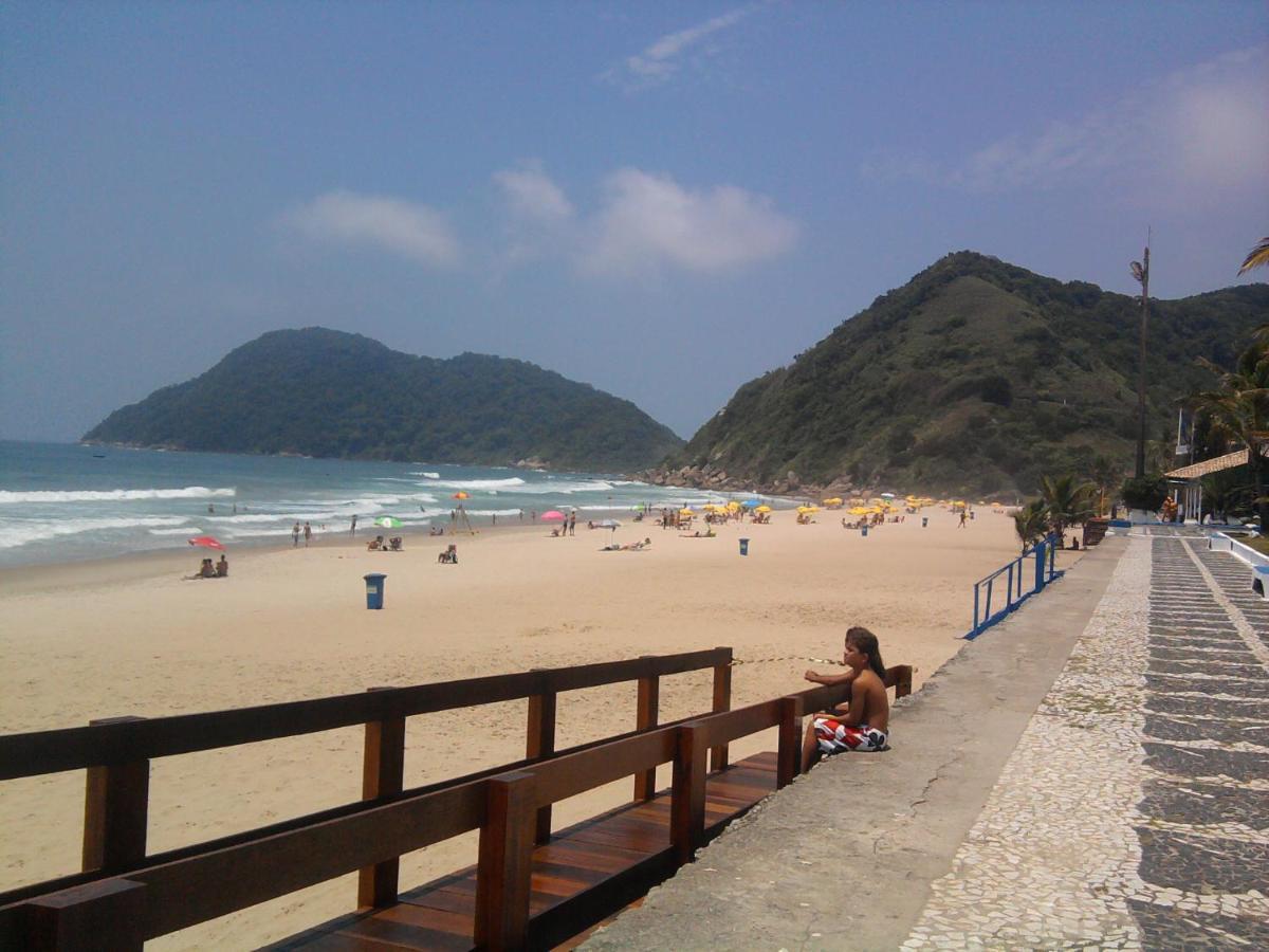 Lindo Apto Com Piscina A 150M Da Praia Do Tombo グァルジャー エクステリア 写真